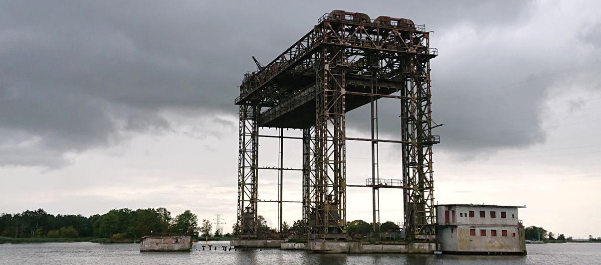Eisenbahnbrücke