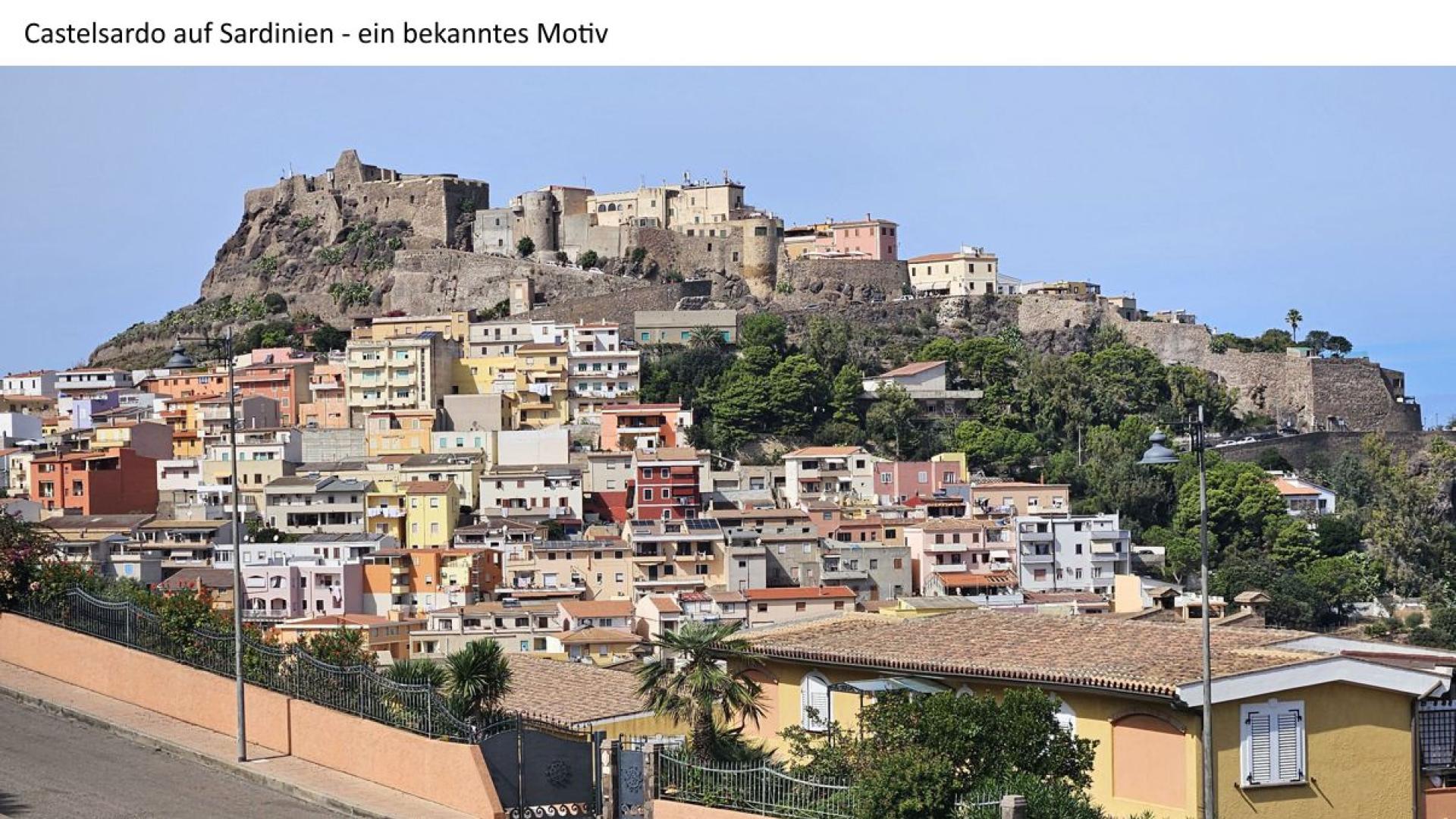Castelsardo Sardinien